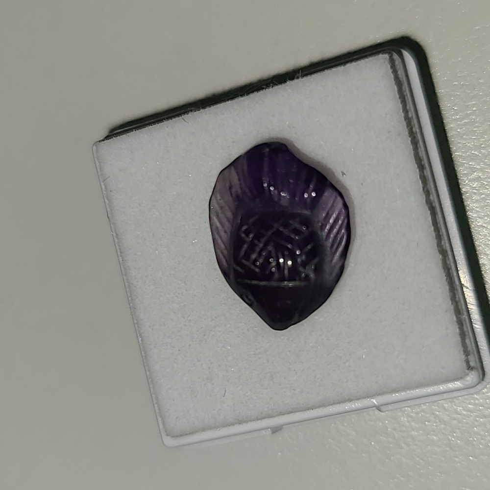Amethyst Carved Fish - Picture 6 of 6